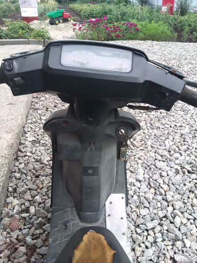 Продам скутер сузуки сепия на запчасти