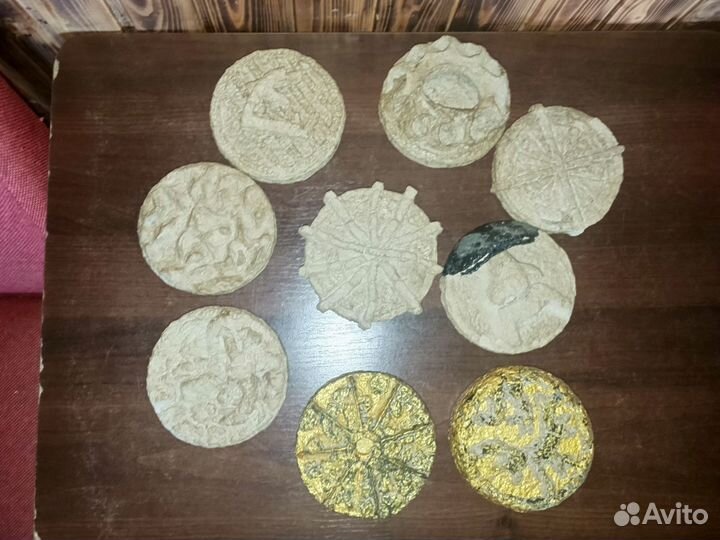 Декорация на стену