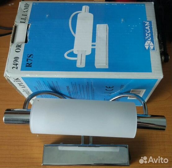 Светильник настенный (подсветка настенная) новый