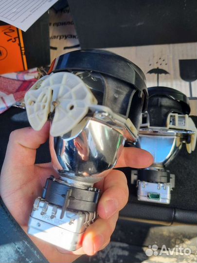 Биксеноновые линзы audi Q7 рестайлинг