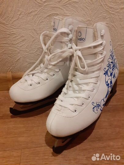 Коньки женские 35-36 размер