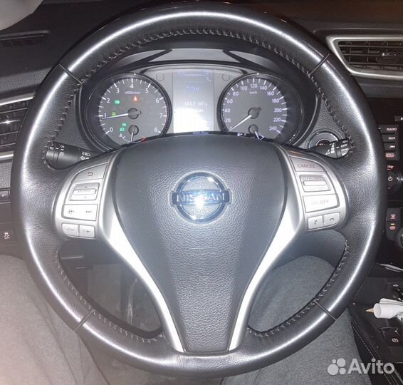 Кожаная оплетка руля Nissan