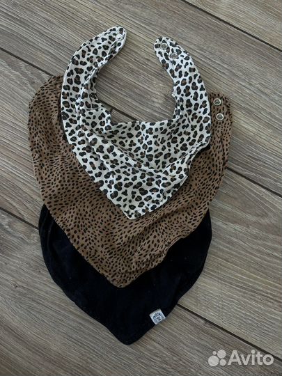 Слюнявчики от hm