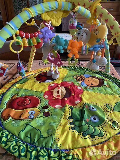 Развивающий коврик