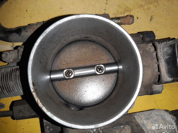 Дроссельная заслонка Subaru Legacy b4 BE5