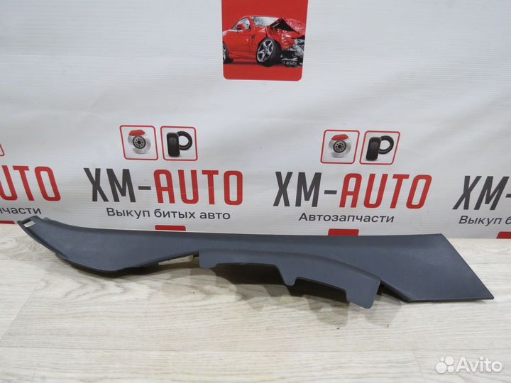 Обшивка стойки задняя правая Toyota Corolla 150