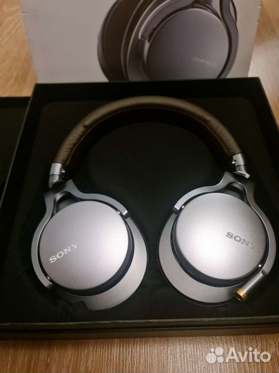 Новые наушники Sony MDR-1A