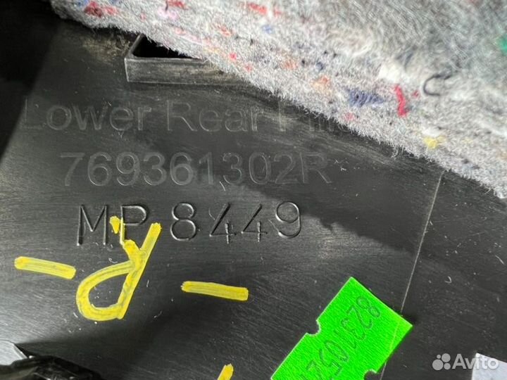 Обшивка стойки задняя правая Renault Duster пробег