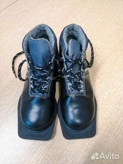 Лыжные ботинки 34 размер, почти новые, обмен