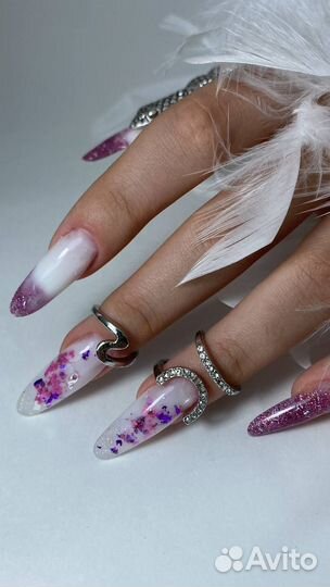 Наращивание ногтей