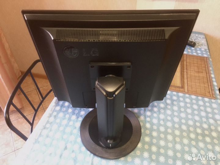 Монитор LG