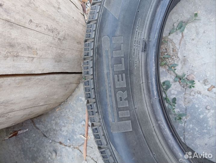 Pirelli P Zero Rosso 215/60 R17