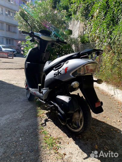 Скутер Stels Skif 50