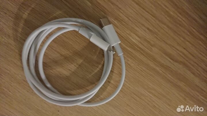 Зарядка для айфона