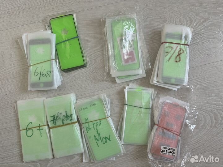 Чехлы и стекла для iPhone