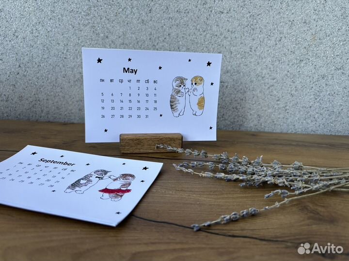 Настольный календарь с подставкой 