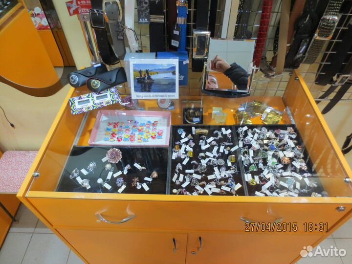 Продам витрины