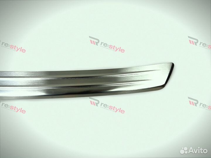 Накладка заднего бампера Camry 50 Хром