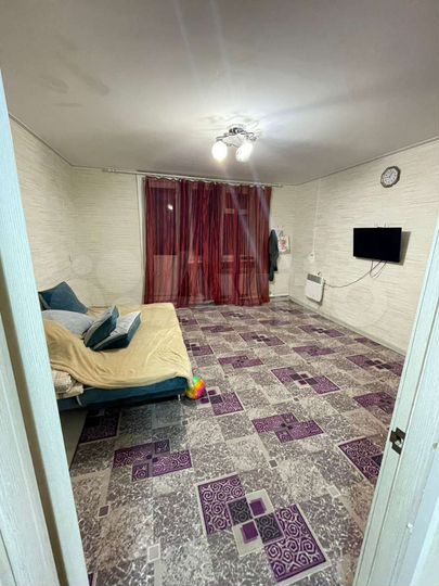 2-к. квартира, 60 м², 2/2 эт.