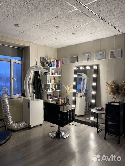 Мебель для студии красоты