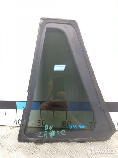 Б/У Стекло двери задней правой (форточка)