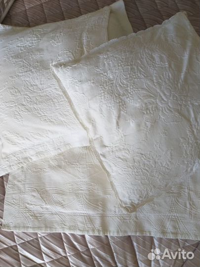 Декоративные белые наволочки Zara home