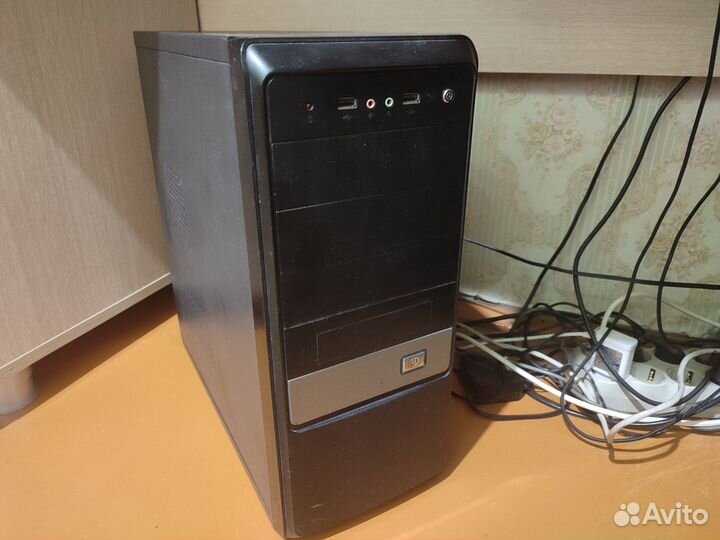 Компьютер системный блок