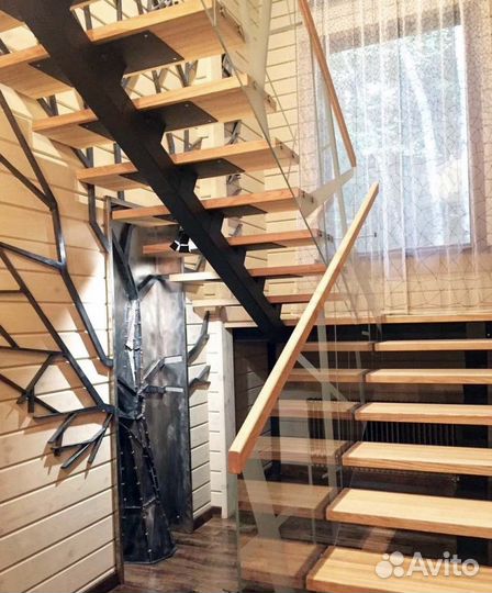 Сварной Каркас Забежной Лестницы на Второй Этаж