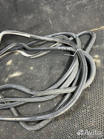 Уплотнитель дверных проемов Volkswagen Bora