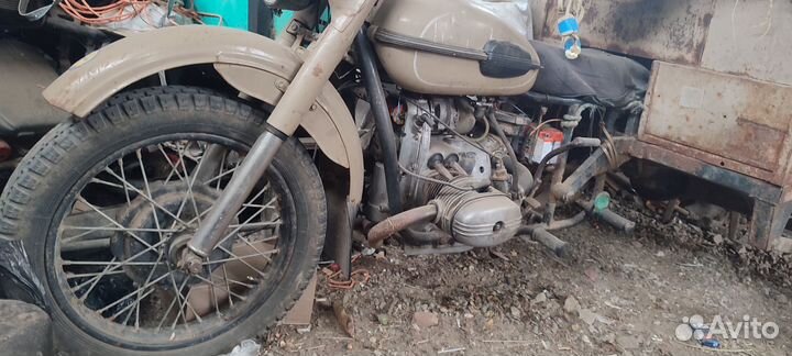 Продаю Урал