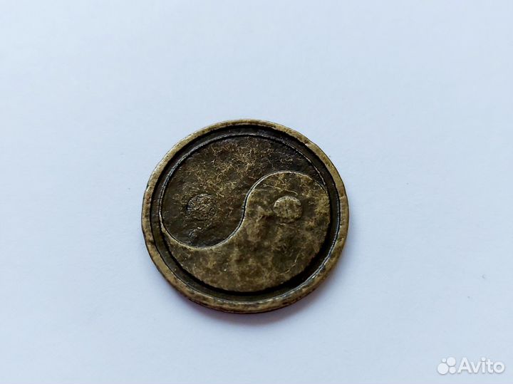 Монеты из магнита Магнеты