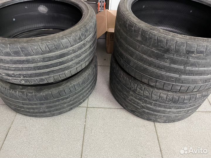 Bridgestone Potenza Sport 225/35 R19 и 255/30 R19