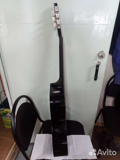 Акустическая гитара б/у