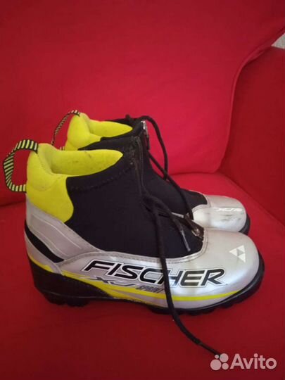 Коньки Bauer, лыжные ботинки Madshus, Fischer