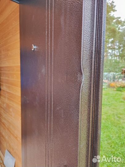 Дверь входная металлическая