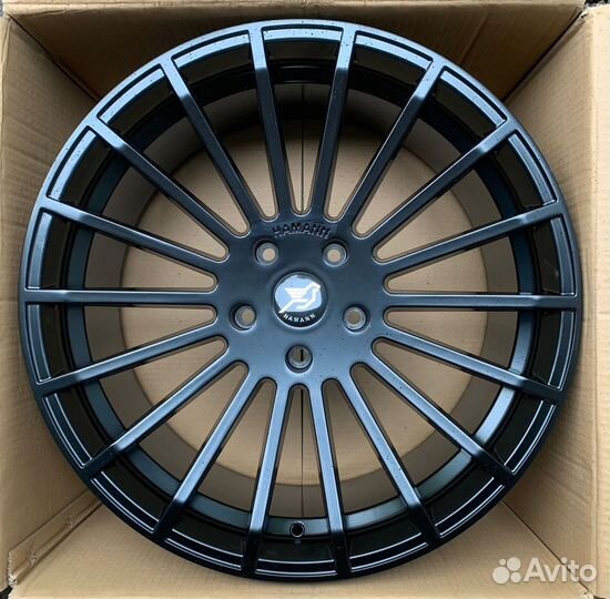 R21 Tourador Winter Pro TSU1 285/40, PCD 5x130 DIA 71.6