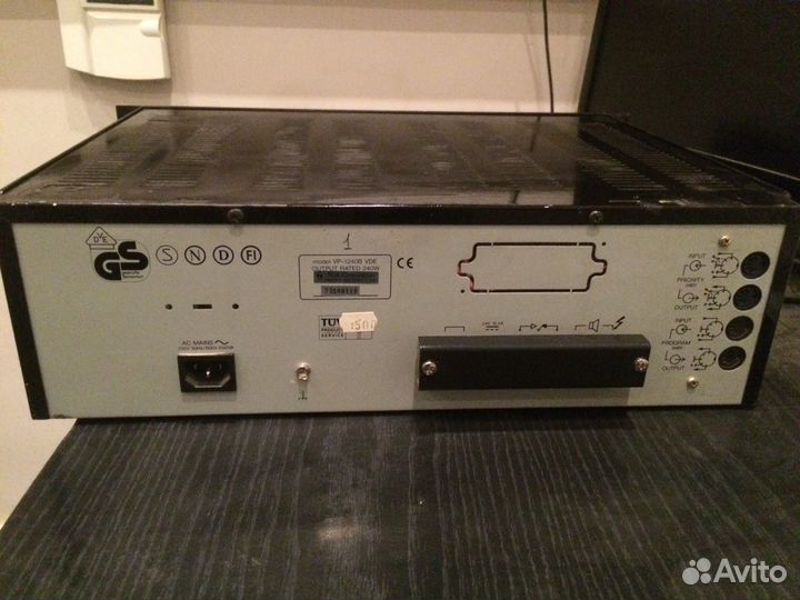 Усилитель мощности TOA VP-1240B