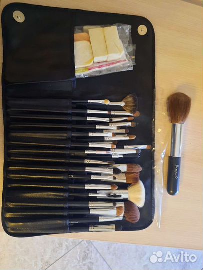 Набор кистей для макияжа