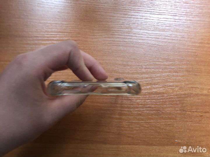 Прозрачный чехол на iPhone xr