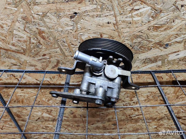 Насос гидроусилителя Nissan 491108H305