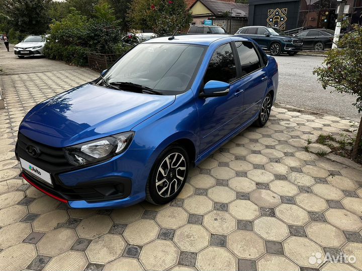 LADA Granta 1.6 МТ, 2022, 17 000 км
