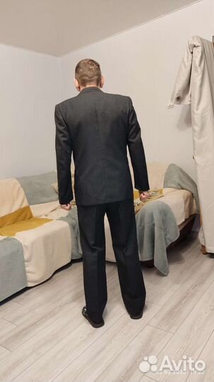 Костюм мужской