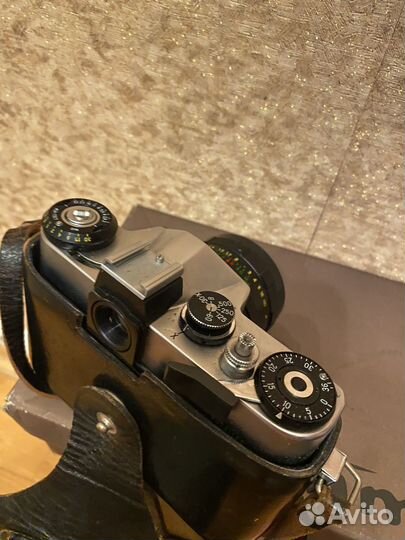 Плёночный фотоаппарат Zenit EM