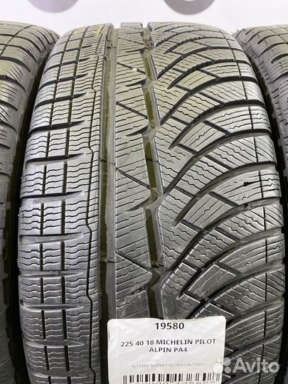 Michelin Pilot Alpin PA4 225/40 R18