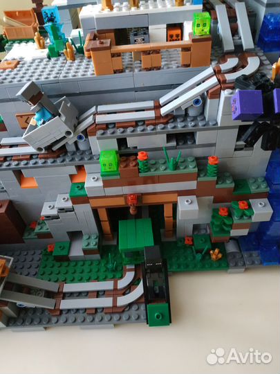 Lego майнкрафт.76010.MY world