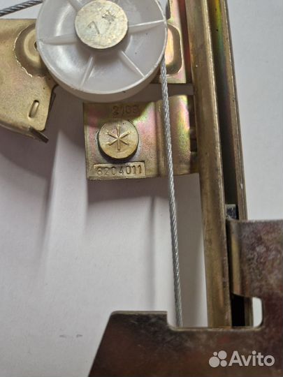 Стеклоподъемник 2109 задний левый