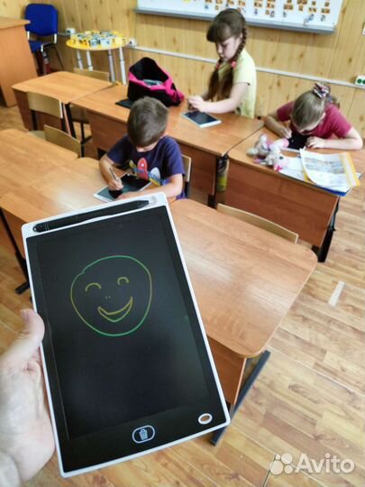 Репетитор по английскому языку и испанскому языку