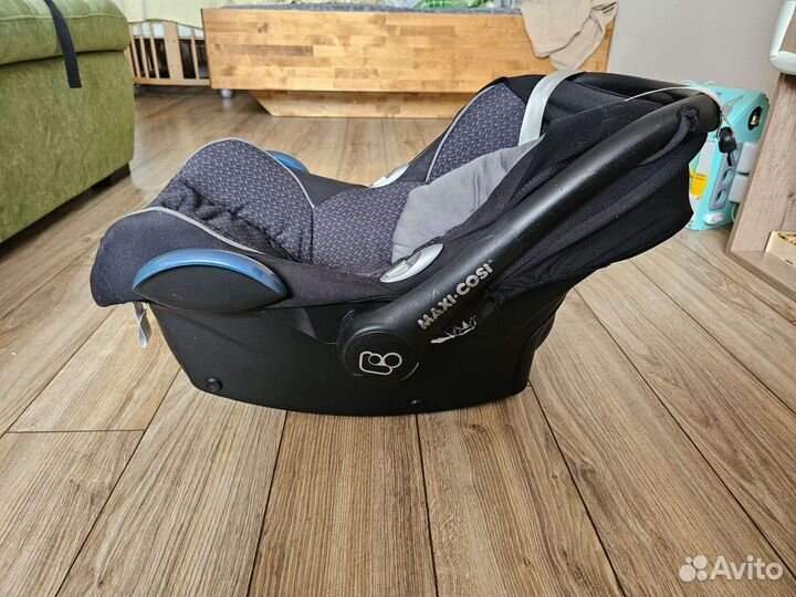 Автолюлька maxi cosi cabriofix 0+