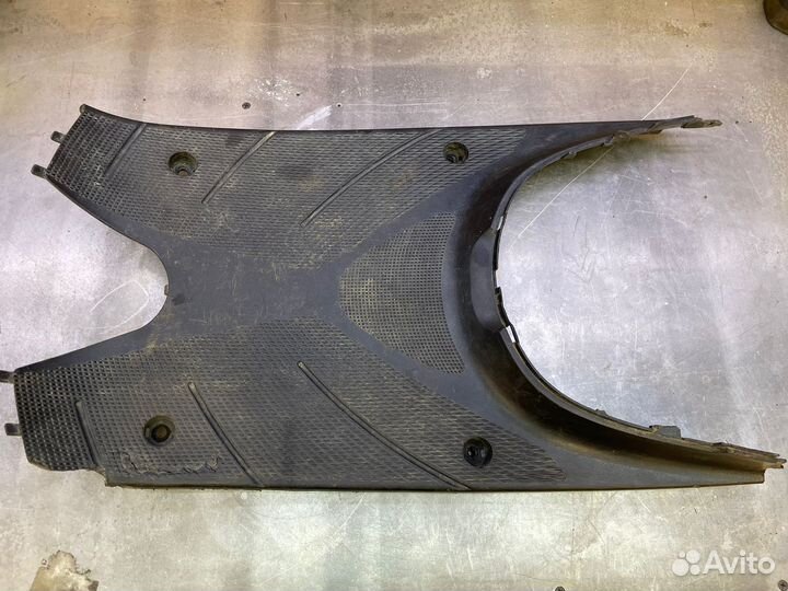 Пластик Yamaha Jog Z-2 5BM Пол Yamaha Оригинал