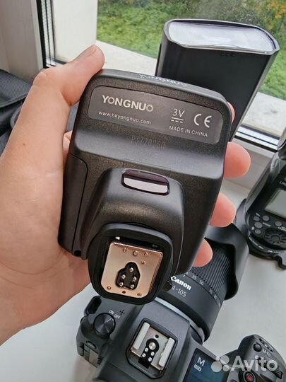 Вспышка и радиосинхронизатор для Canon